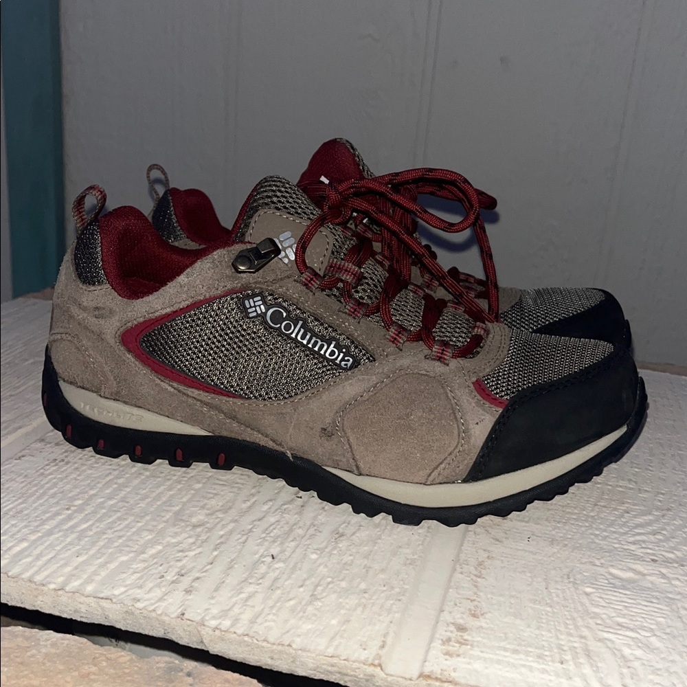 Columbia Access Point II Women's Hiking Shoes 8.5